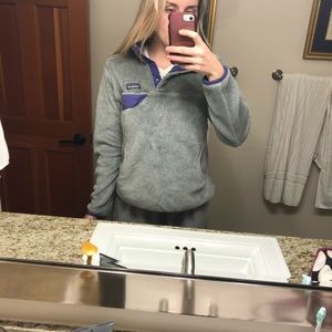 Patagonia fuzzy sweatshirt! With pockets :)